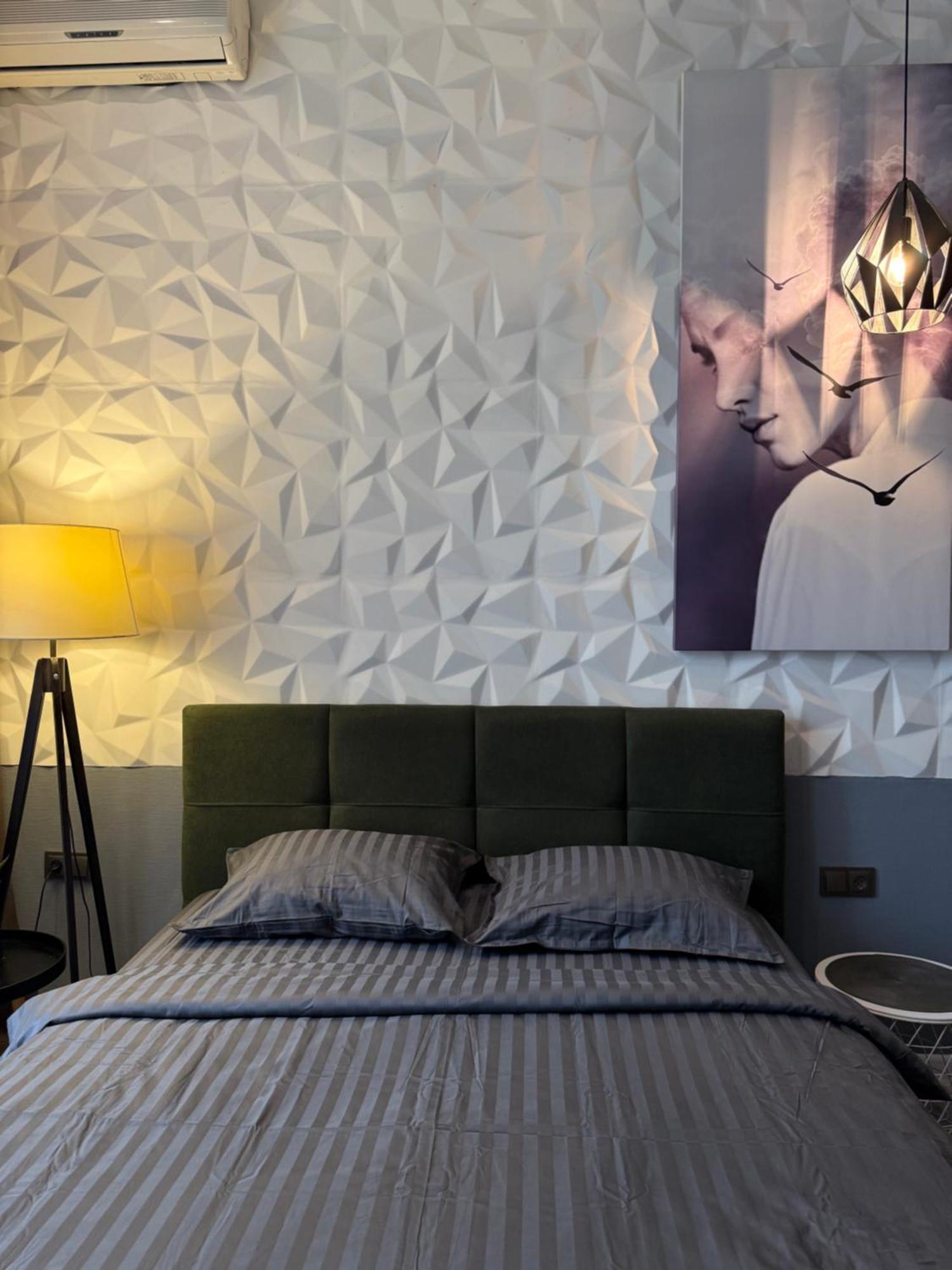 VIP 2-bedroom Studio on Luteranska 3 Kiev Exteriör bild
