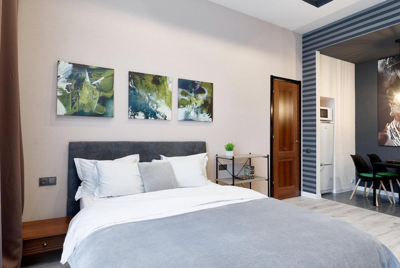 VIP 2-bedroom Studio on Luteranska 3 Kiev Exteriör bild