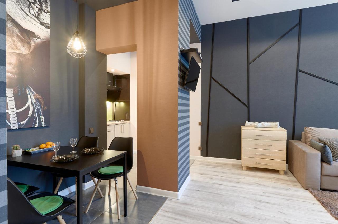VIP 2-bedroom Studio on Luteranska 3 Kiev Exteriör bild